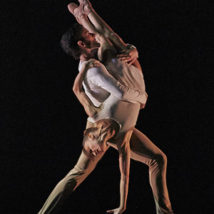 Matthew Lehmann and Sandy Delasalle-Scannella performing On the Nature of Daylight. Photo Sergey Pevnev.